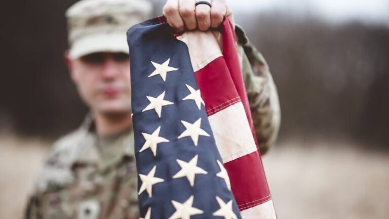 cuanto-gana-un-militar-retirado-en-estados-unidos