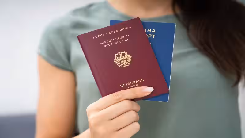 can-someone-with-dual-citizenship-vote-in-both-countries